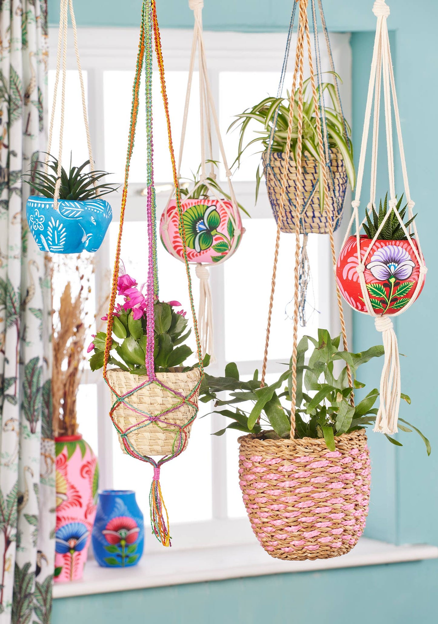 Shapla Handpainted Hanging Planter