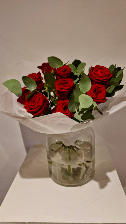 12 Red Roses